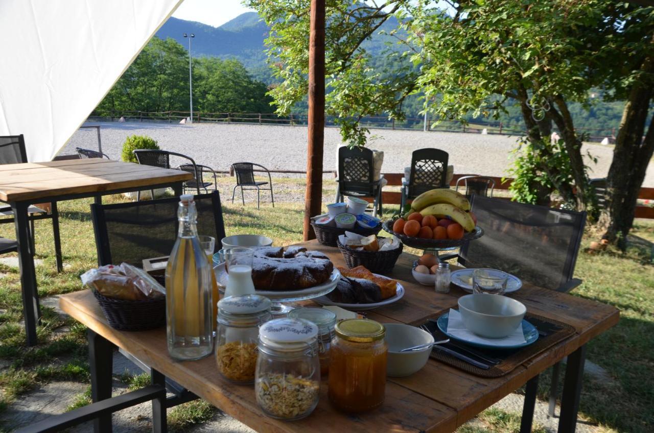 Agriturismo Dei Legi San Pietro Vara Luaran gambar