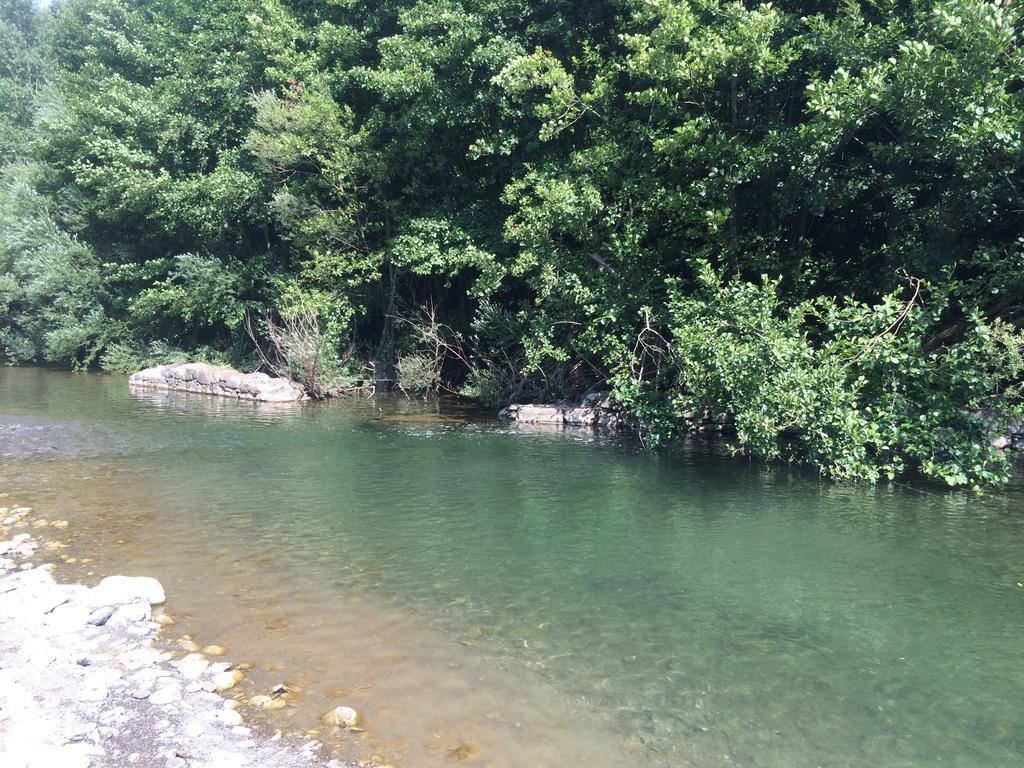 Agriturismo Dei Legi San Pietro Vara Luaran gambar
